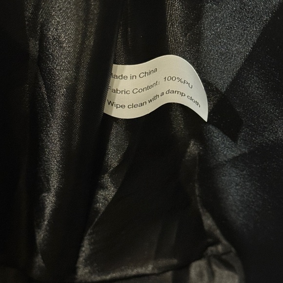 Ed Hardy Black Tiger Embossed Cosmetic Bag - Picture 11 of 11